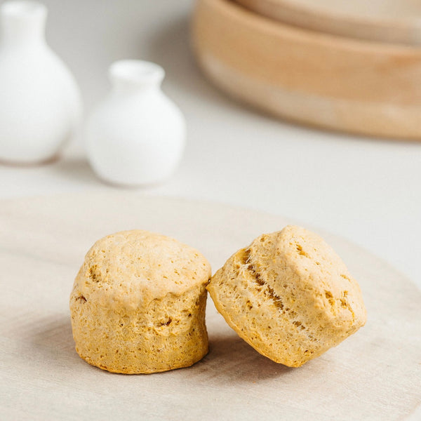 Pumpkin Sweet Scone with Spiced Latte Glaze